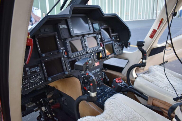 Elicottero_Novaris_a_Genova_5