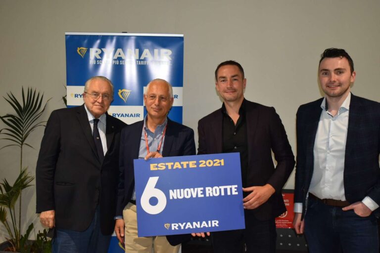 Ryanair lancia il piano per Genova, 22 voli settimanali, nove destinazioni, sei nuove rotte