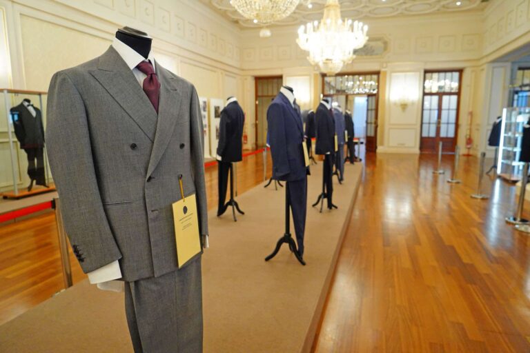 Sanremo: fino al 17 agosto aperta la mostra “Festival della Moda Maschile 1952 -1990”