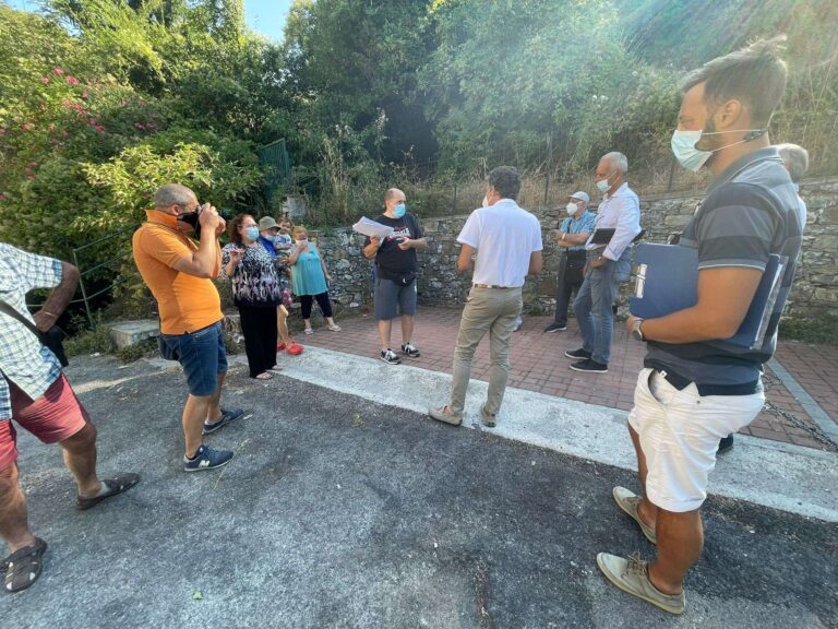 Rapallo, il sindaco incontra gli abitanti di salita Paxo: lavori al via a ottobre
