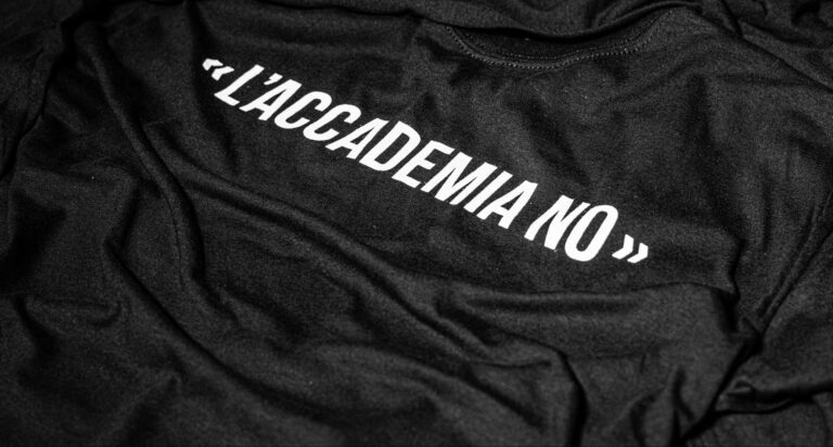 Genova: Accademia Ligustica,  provocatoria campagna iscrizioni progettata dagli studenti