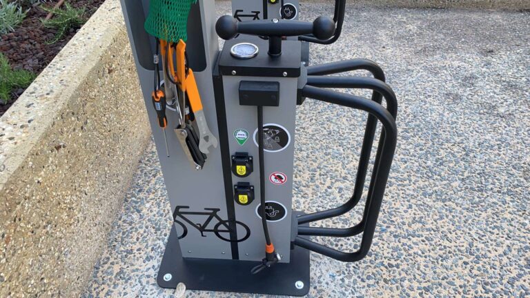 Diano Marina: in funzione due colonnine per bici elettriche