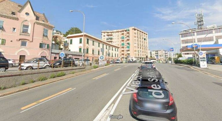 A10, Campora: «Fino al 25 agosto aperte a mezzi privati le corsie bus del Ponente»