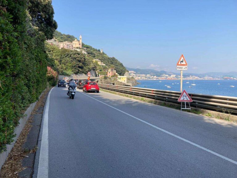 Riaperta a doppio senso di marcia la via Aurelia a Vesima