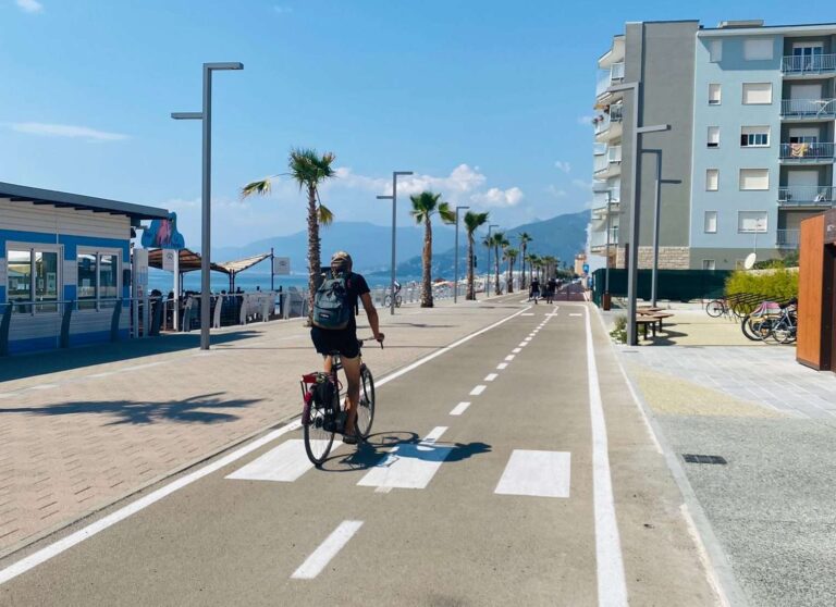 Ciclovia Tirrenica, in partenza nuovi cantieri nel Ponente e Levante Ligure