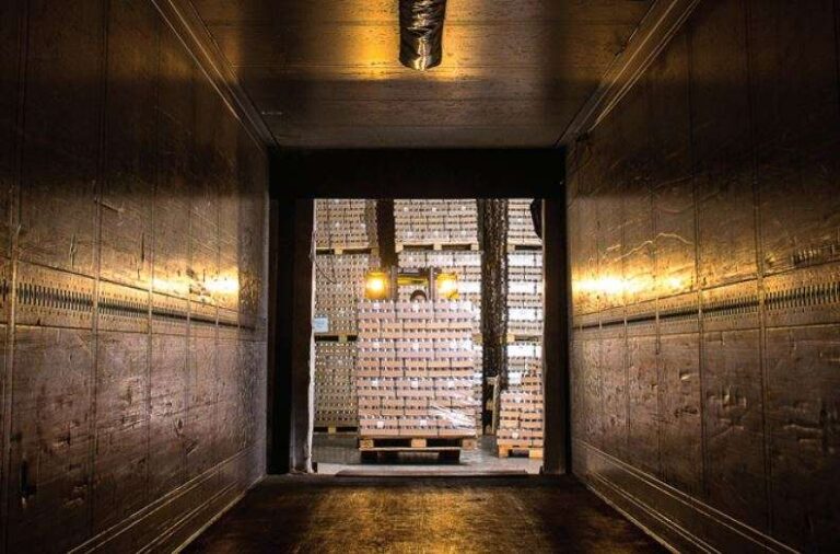 Merci in sicurezza nel trasporto intermodale: la guida rapida è anche in italiano