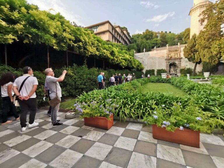 Turismo: ad aprile oltre mezzo milione di arrivi (+23,87%)