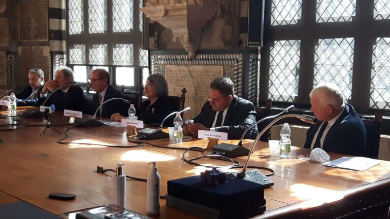 I porti di Genova e Miami firmano accordo: crociere, nautica e turismo i punti di collaborazione