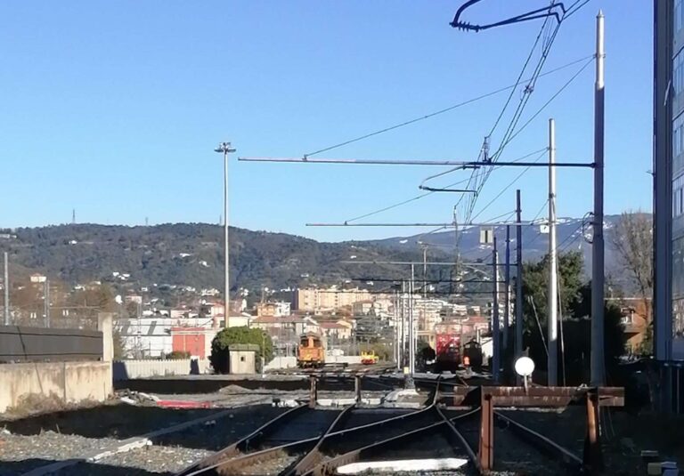 Rfi, Vado Ligure: attivo un nuovo apparato centrale computerizzato al parco merci