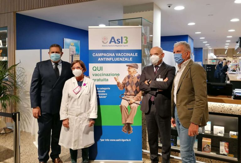 Influenza, a Genova un circuito itinerante per portare il vaccino agli over 60