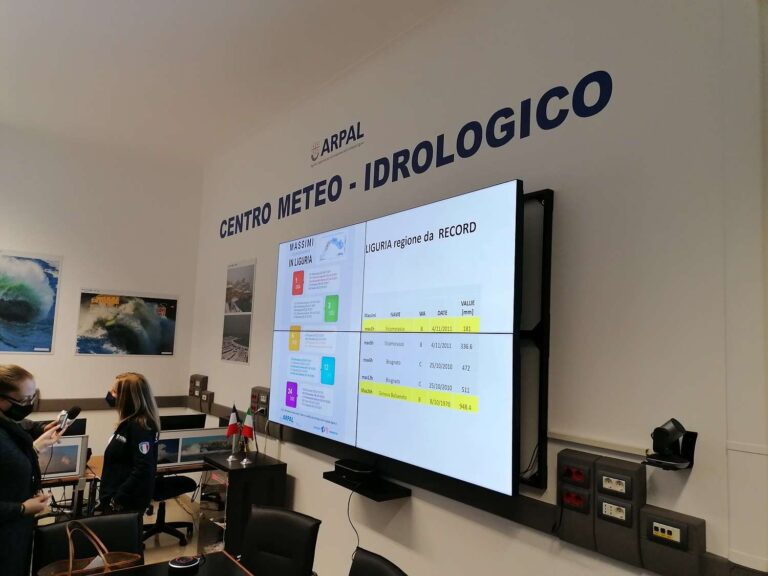 Protezione civile, inaugurata a Genova la nuova sala del Centro Meteo