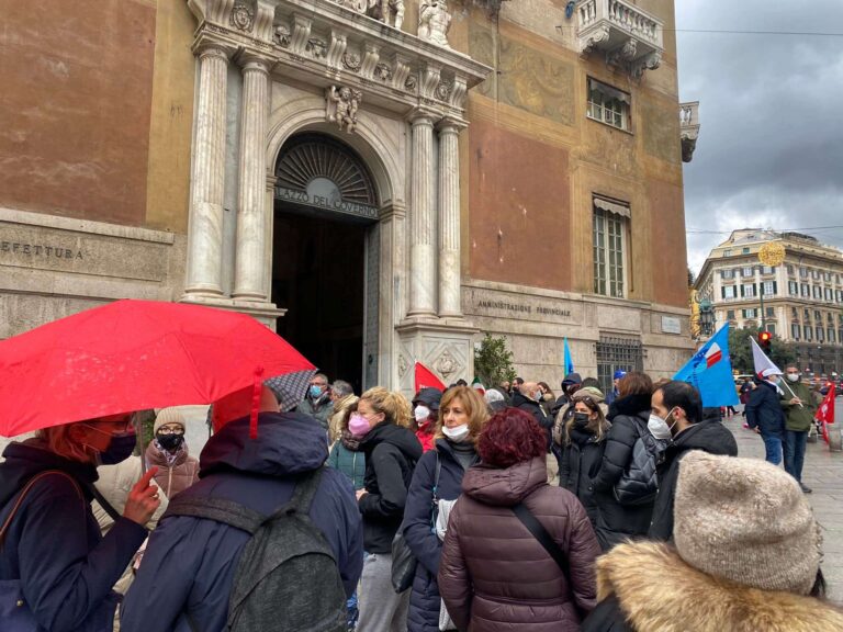 Scuola in piazza: anche il 16 dicembre rivendicazioni in occasione dello sciopero generale