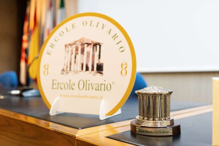 Il Premio Ercole Olivario compie 30 anni, le novità dell’edizione 2022