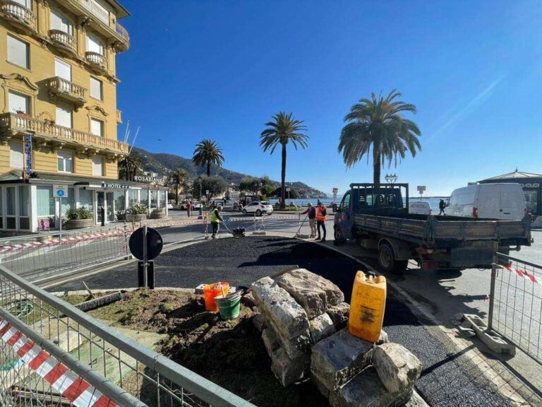 Rapallo, partiti i lavori a terra per il dragaggio del golfo