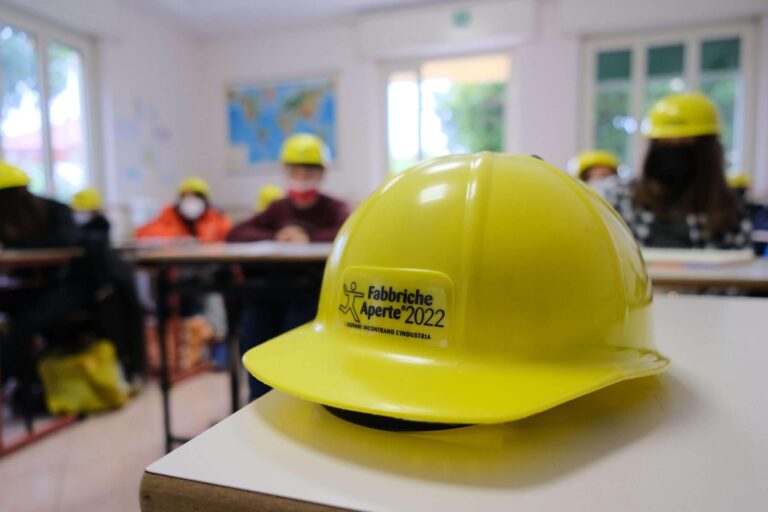 Fabbriche Aperte torna nel savonese: 25 aziende coinvolte