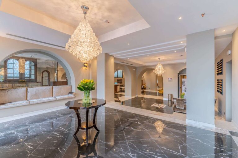 Turismo, per il 25 aprile due terzi dei posti letto occupati nella metà degli hotel liguri