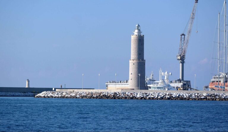 Fincantieri, Società italiana Dragaggi, Sales e Fincosit amplieranno il porto di Livorno