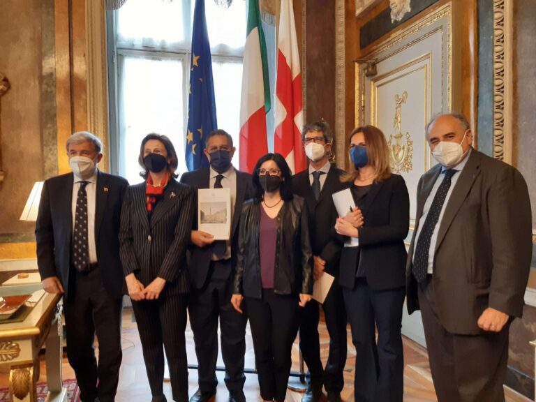 Genova, accordo con il ministro Dadone su prevenzione precoce all’uso di stupefacenti