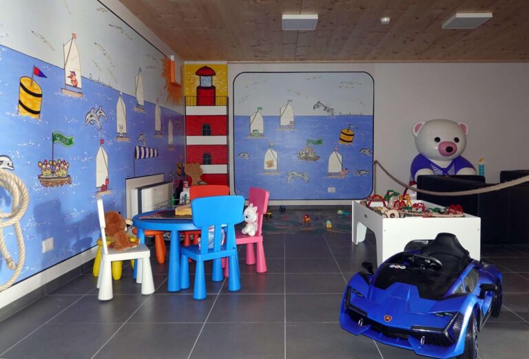 Il Covo degli Orsi presso il Gaslini si rinnova grazie alle vernici Boero