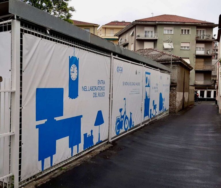 Chiavari: aperto il centro del riuso