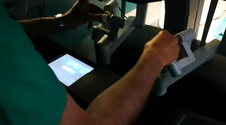Ricostruzione 3D e realtà aumentata, Io Surgical è la nuova frontiera della chirurgia robotica