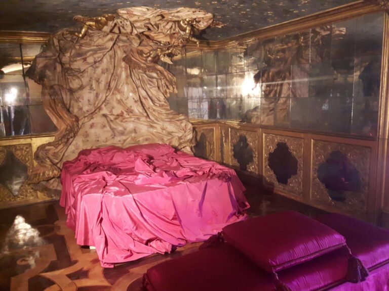 Palazzo Rosso riapre al pubblico: per la prima volta accessibile la “Sala della Grotta”