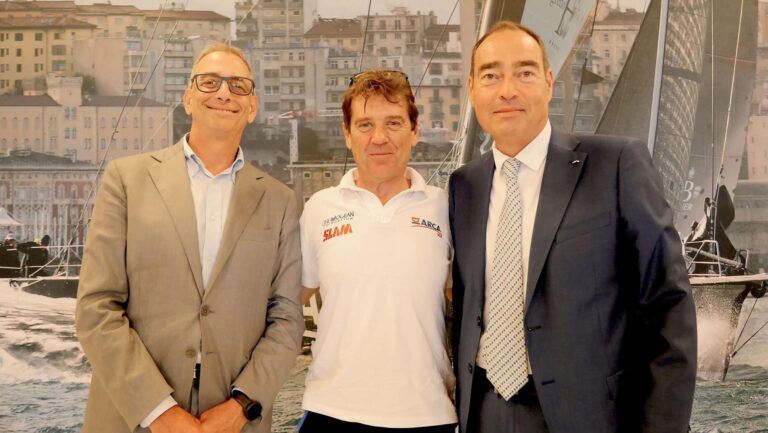 Tre giorni dedicati a mare, ambiente, solidarietà con il team di Benussi, Carige e Arca Fondi sgr