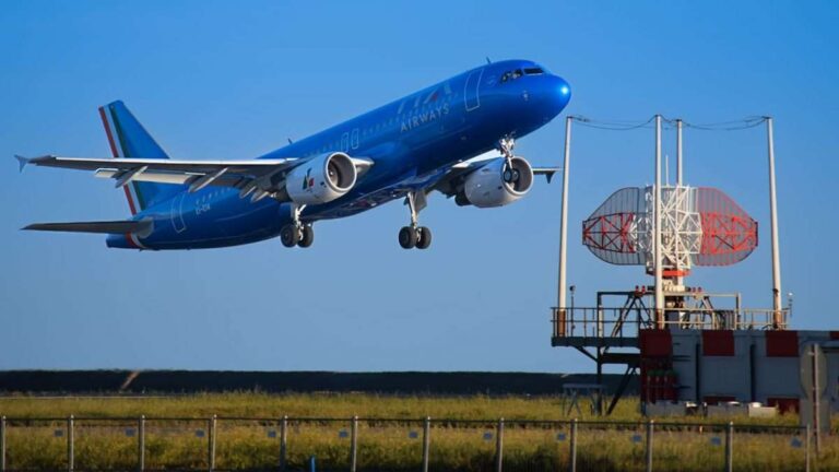 Cybersecurity, ricercatori anche dell’Unige scoprono due falle nel sistema di prevenzione delle collisioni aeree