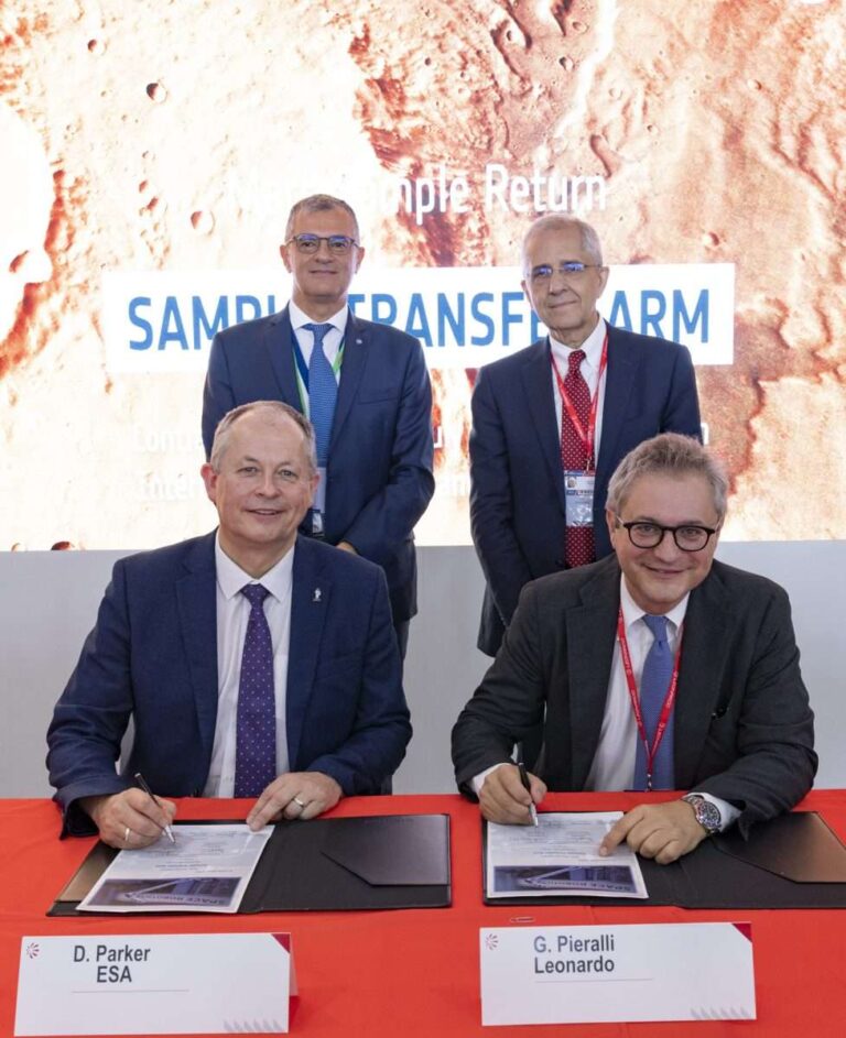 Il braccio robotico di Leonardo in missione con Esa e Nasa su Marte