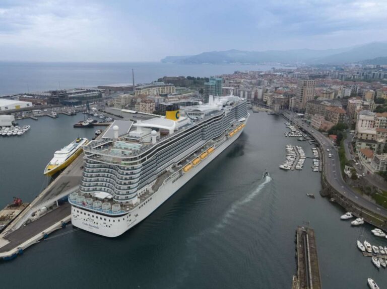 Accordo tra Costa Crociere e Trenitalia per la mobilità turistica sostenibile