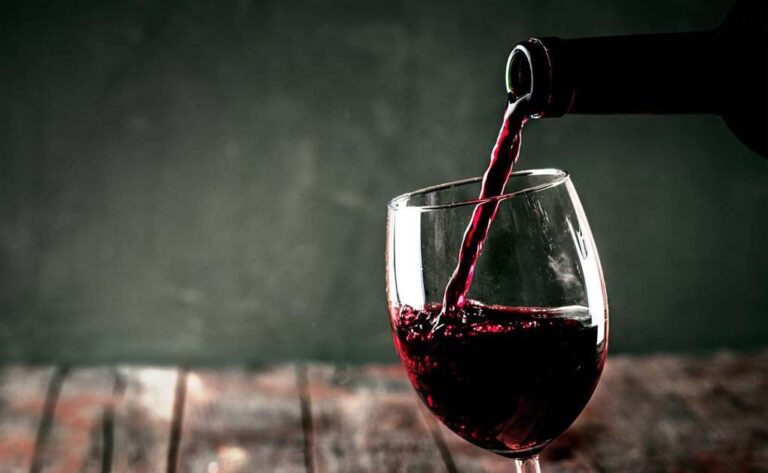 Porto antico, 7-8 maggio seconda edizione della kermesse “I vini del cuore”