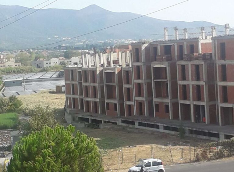 Edilizia residenziale pubblica, Arte Savona riqualifica quattro immobili