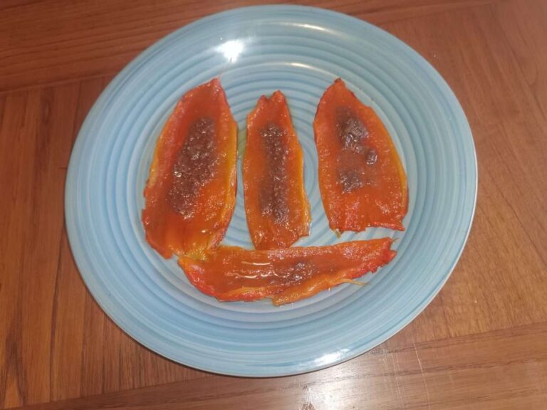 Peperoni in salsa d’acciughe