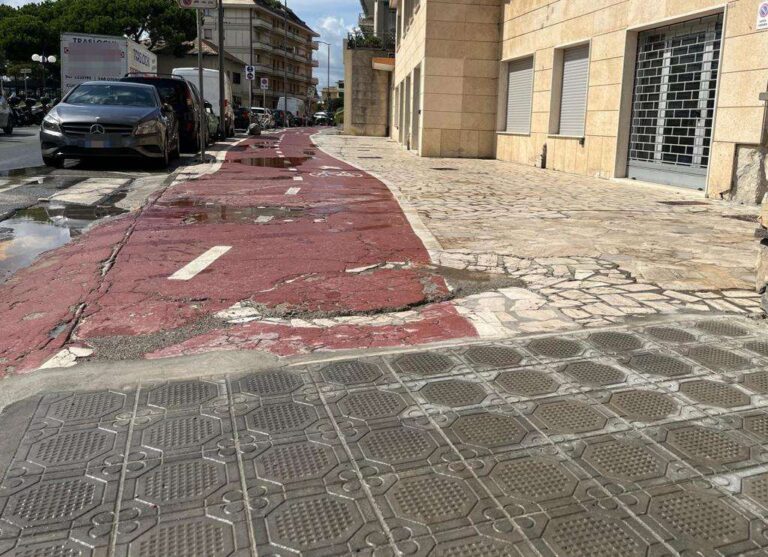 Chiavari: al via il rifacimento di un tratto di marciapiede di corso Colombo