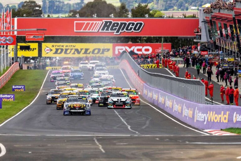 Supercars Bathurst start