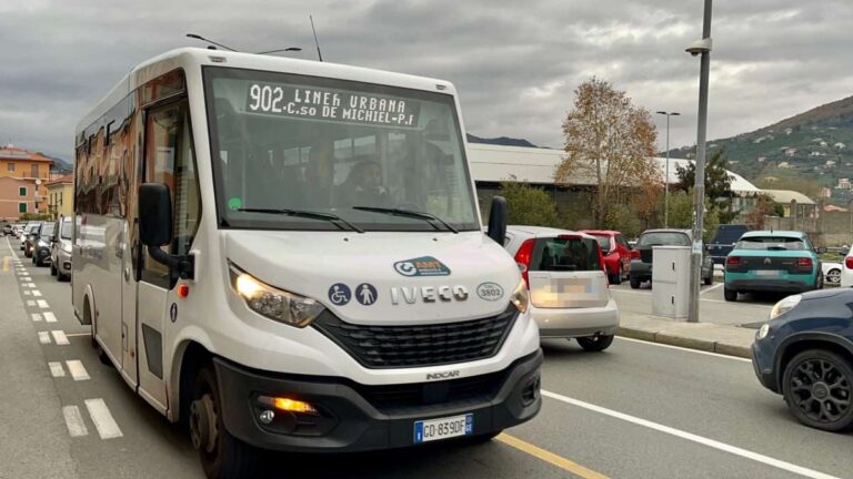 Chiavari, al via la sperimentazione del nuovo percorso linea 902