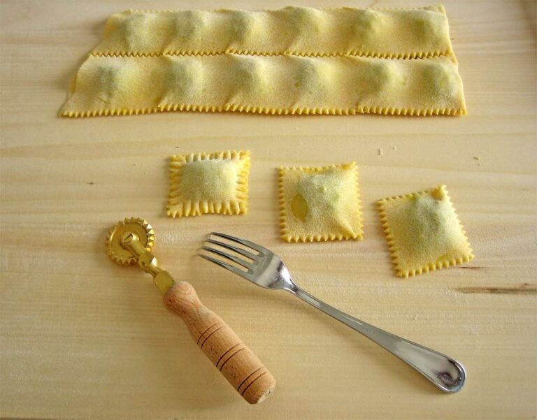 Ravioli di patate profumati alla menta