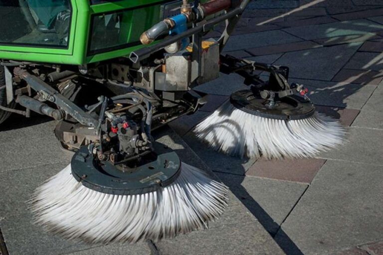 A Chiavari dal 24 aprile al 1° maggio sospeso lo spazzamento meccanizzato