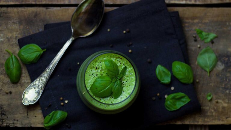 Crema di patate al profumo di basilico