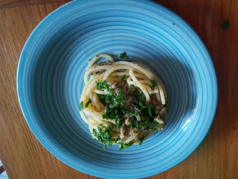 Pasta al ragù di cozze e vongole