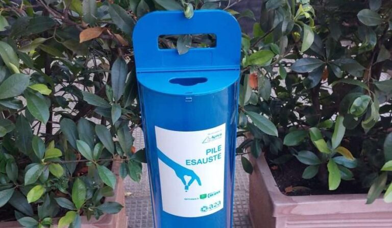 Chiavari, raccolta pile esauste +30% con i nuovi contenitori negli esercizi commerciali