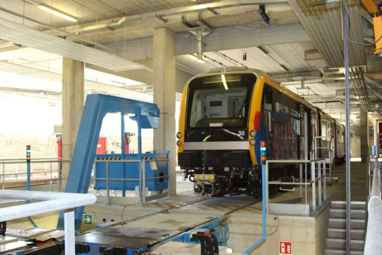 Amt cerca personale per la funzione Servizio su Ferro