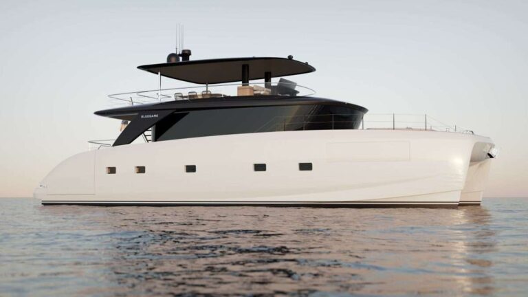 Al Monaco Yacht Show 2023 il multiscafo BGM75 di Bluegame