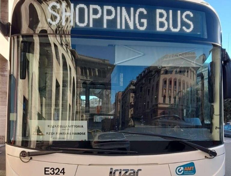 Shopping bus, prosegue fino al 17 febbraio la navetta di Amt a Genova
