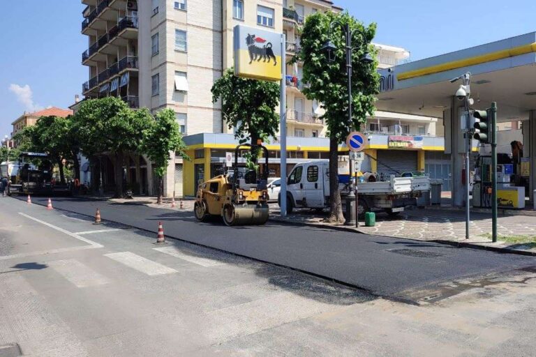 Albenga, oltre 300 mila euro per le nuove asfaltature