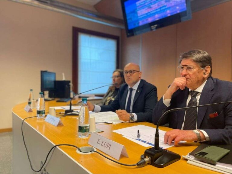 Imperia, Piana presenta le opportunità regionali per le imprese: “52 milioni in arrivo”