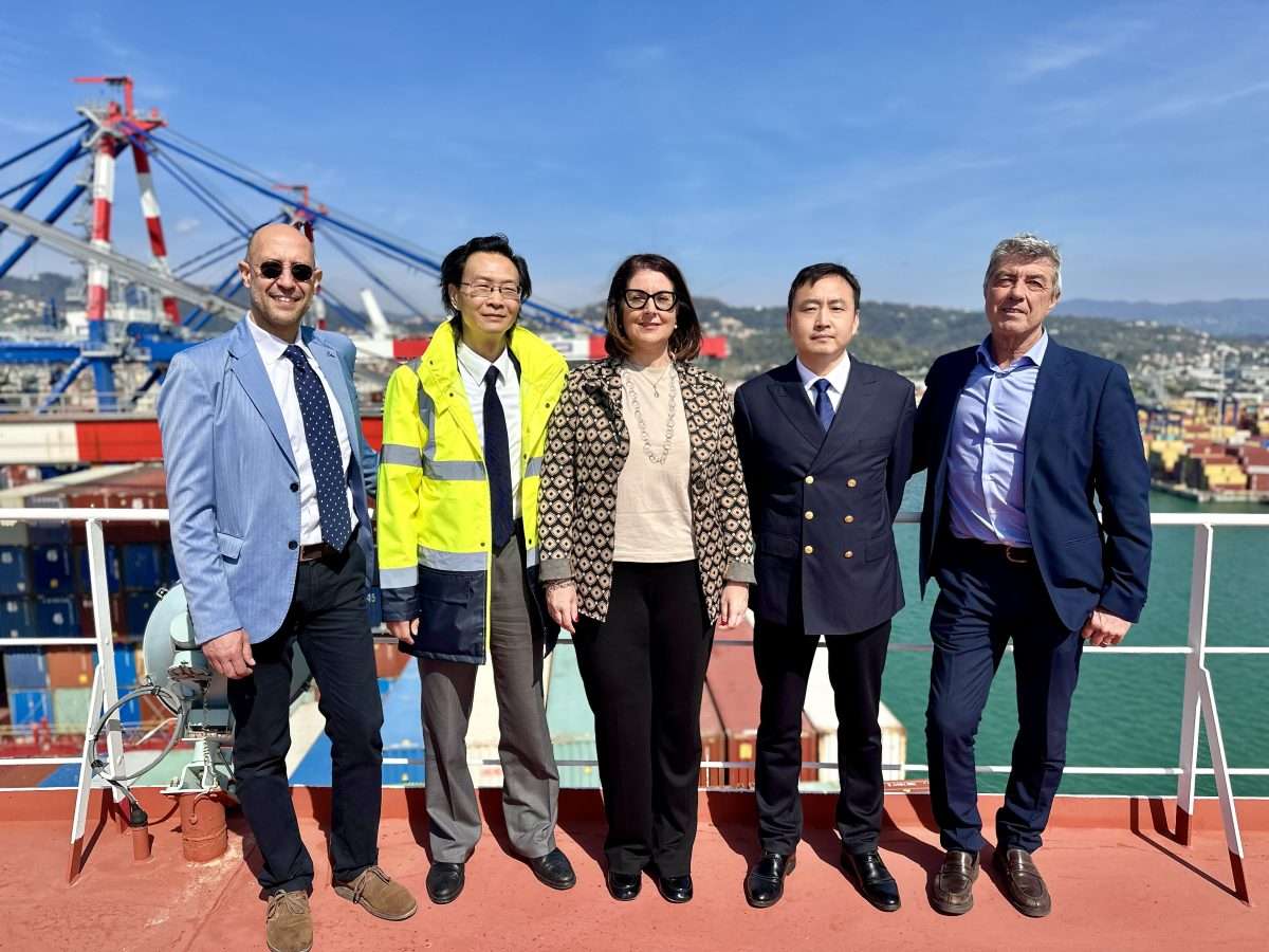 Contship, oggi alla Spezia la prima ultra large container vessel del servizio Asia Mediterranean Ocean Alliance
