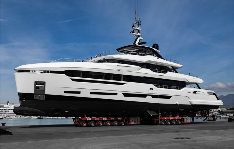 Baglietto, varato il quinto scafo della linea Dom 133