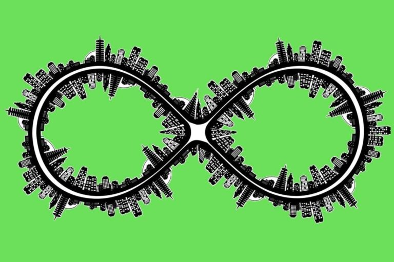 L’illusione circolare: perché l’Italia rischia di affogare in un mare di chiacchiere (e costi)