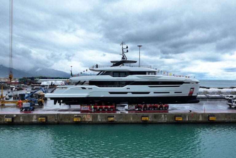 Baglietto, varato lo yacht Barbara Anne